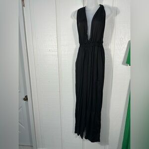 DIARRABLU Women’s Black Sleeveless Halter Top Pantsuit Size Medium EUC